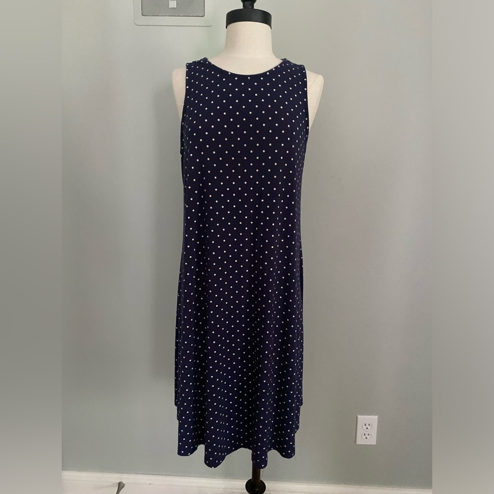 Old Navy polka dot dress. Size M. EUC